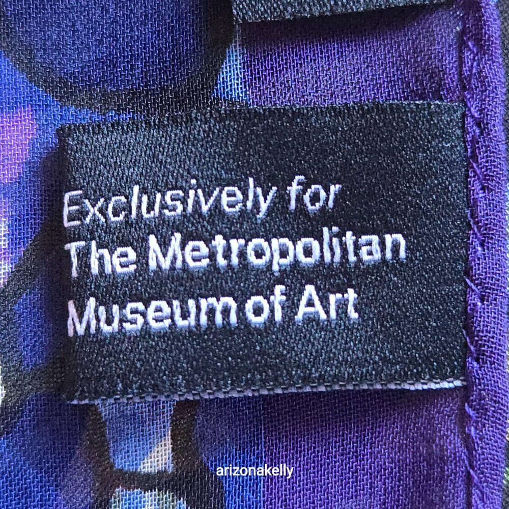 NWT The Met Silk Scarf Tiffany Irises Stained Glass Flowers Floral - Picture 4 of 9